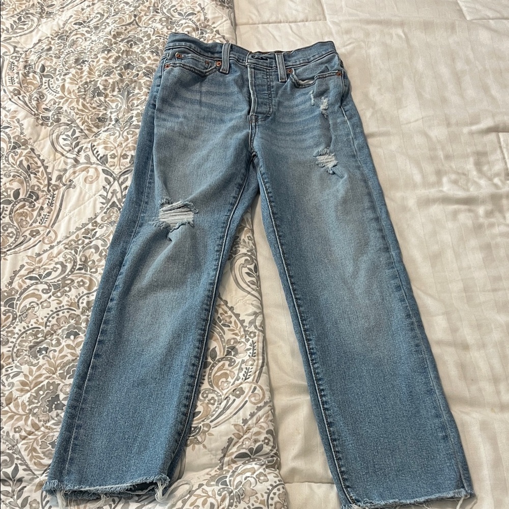 Women’s Levi’s Wedgie Straight Jeans - Light Blue- size 26
